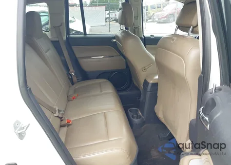 2016 Jeep Compass High Altitude Edition z USA, uszkodzony, nr VIN 1C4NJDEB8GD545452